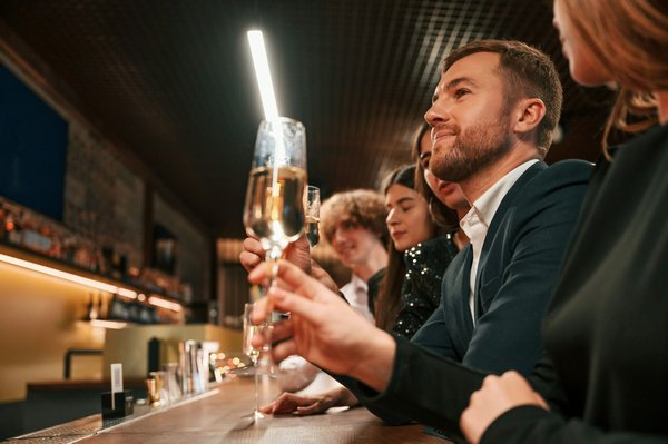 Top trenchs pour homme : conseils style pour une élégance intemporelle